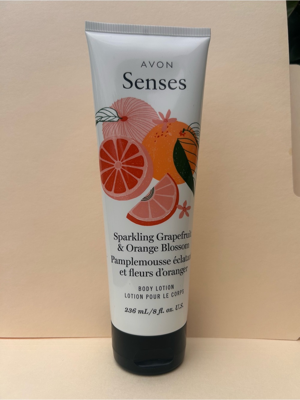Sparkling Grapefruit & Orange Blossom Body Lotion - White/Orange
